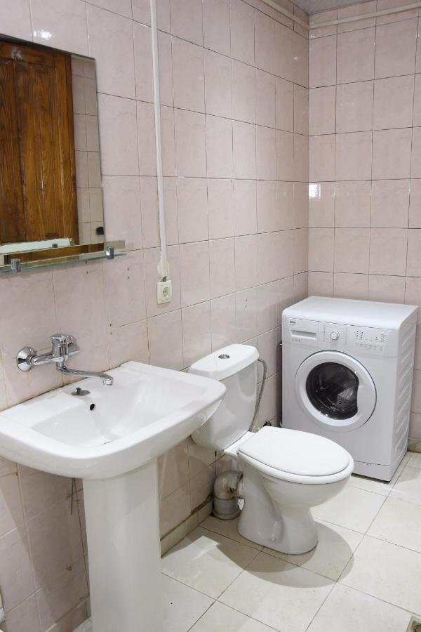 Parallax Hotel And Apartments Tbilisi Bagian luar foto